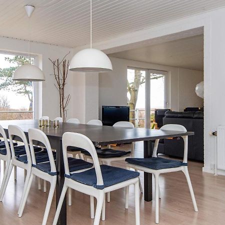 10 Person Holiday Home In R M Bolilmark Exteriör bild