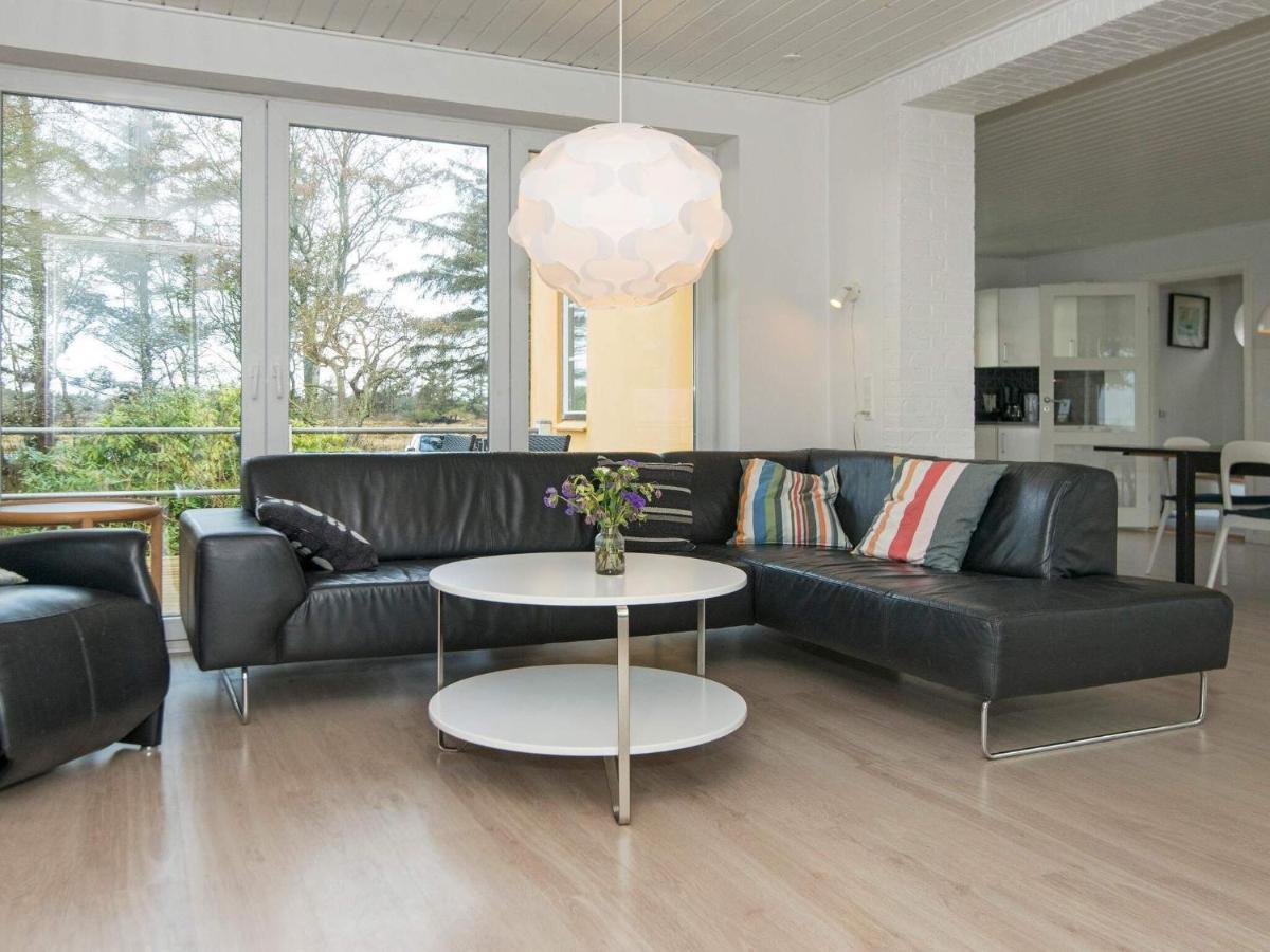 10 Person Holiday Home In R M Bolilmark Exteriör bild